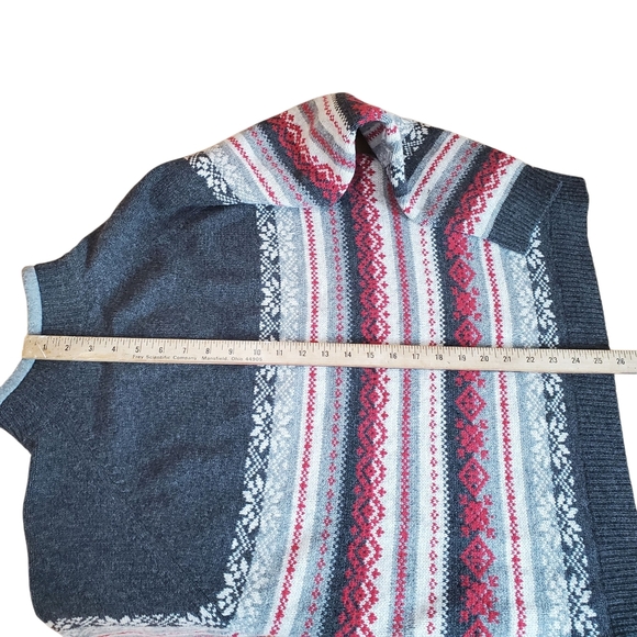 Woolrich Women's Gray & Red Patterned Turtleneck Sweater. Quarter Zip. XL. 0120 - Picture 8 of 10